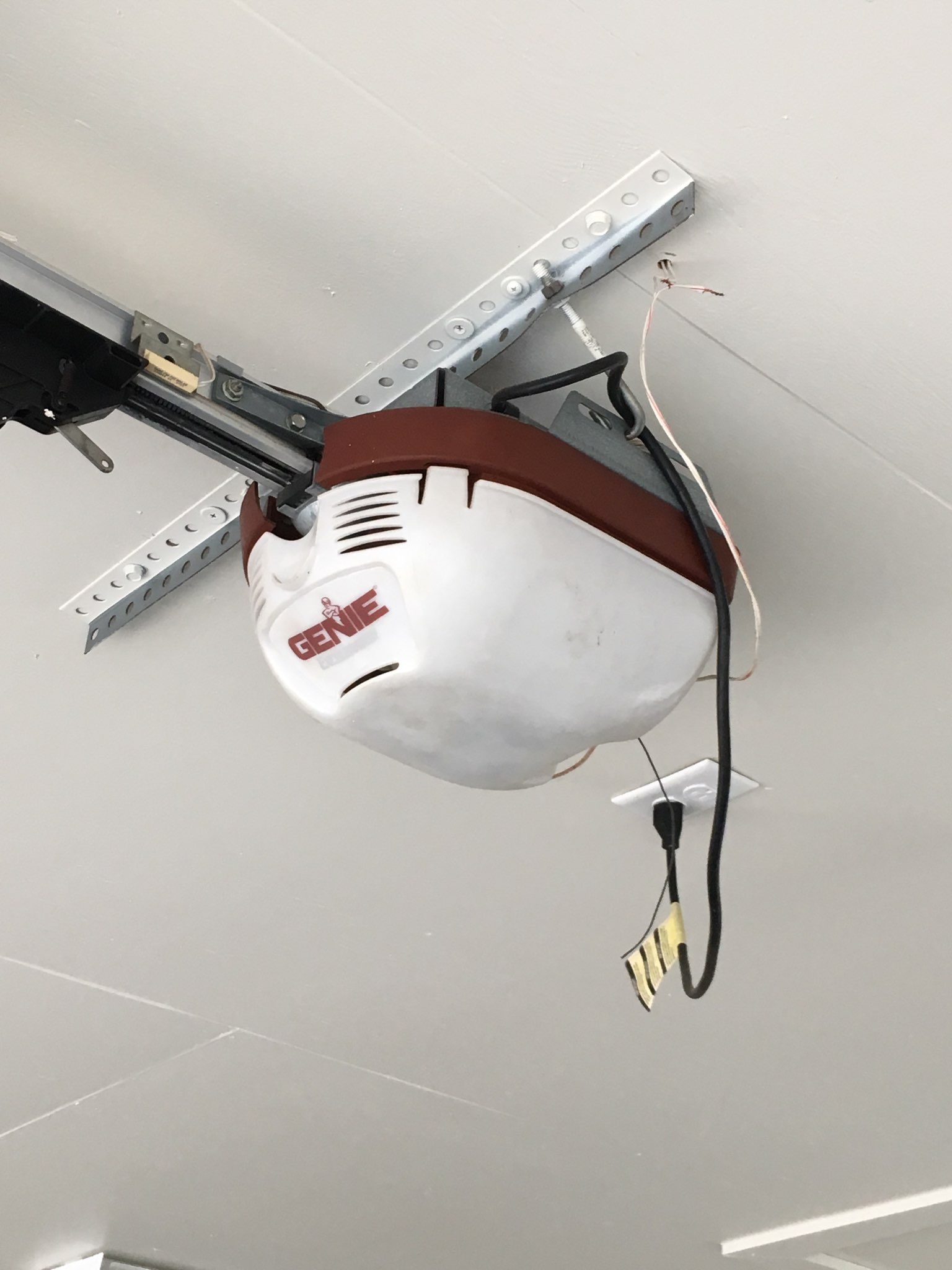 Garage door motor